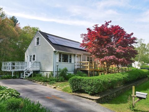 24 Kaye Cir Grafton MA 01536
