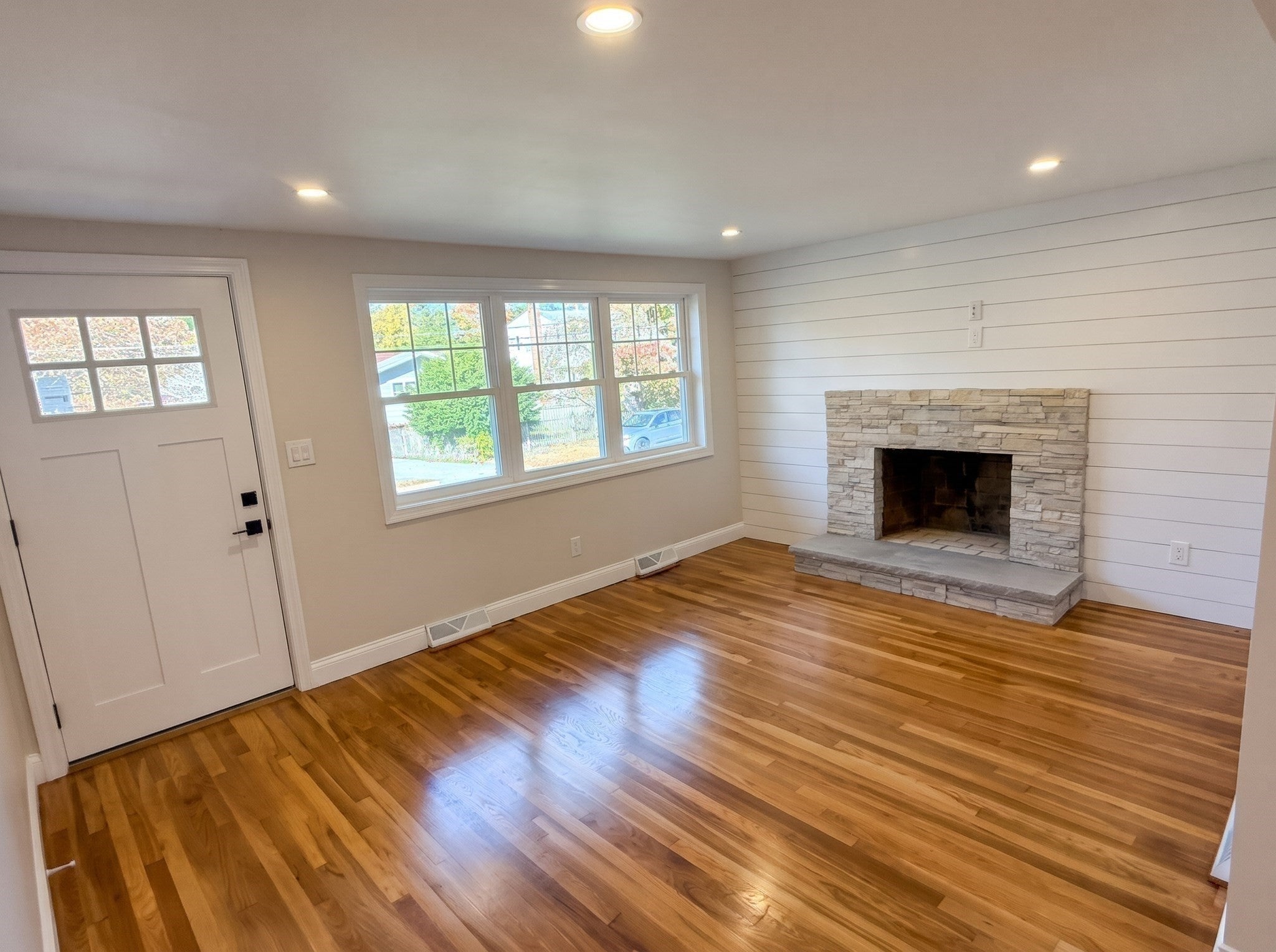 28 Olive St