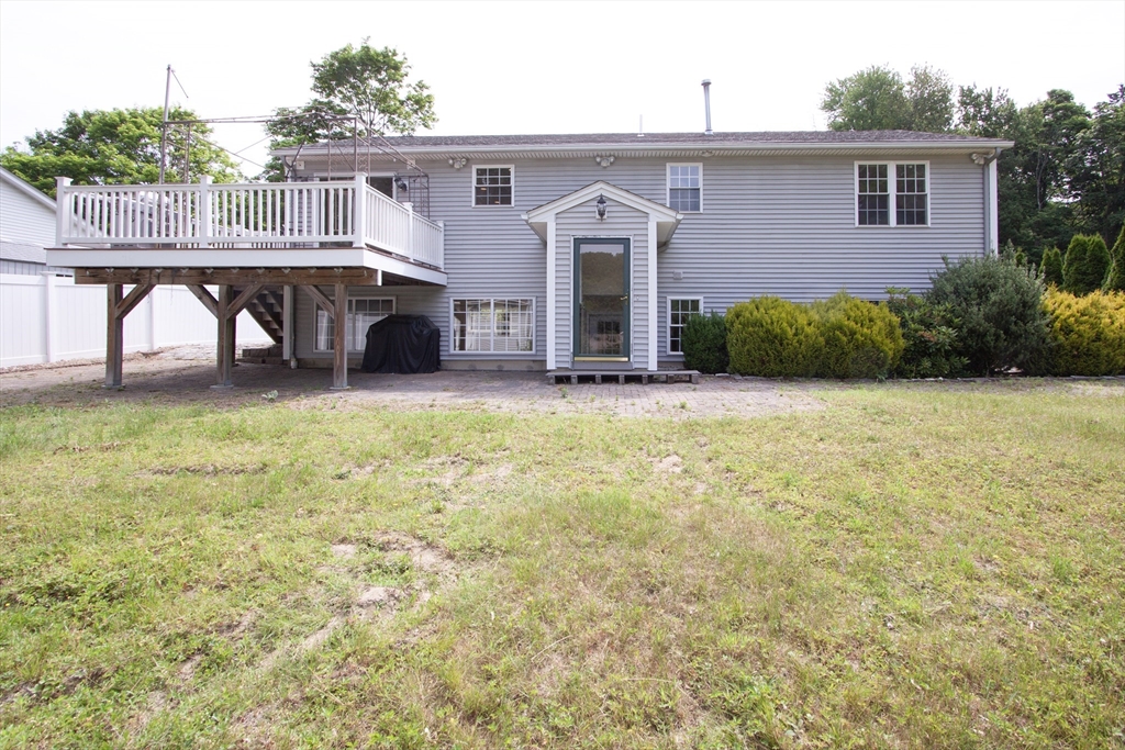 83 Ernest Ave