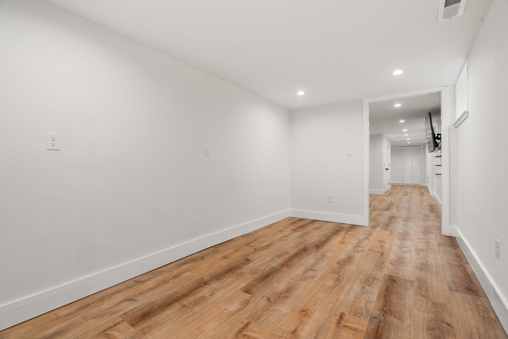 84-86 Webster St #86, Newton, MA Photo #25