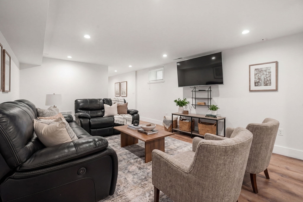 84-86 Webster St #86, Newton, MA Photo #19