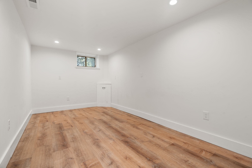 84-86 Webster St #86, Newton, MA Photo #24