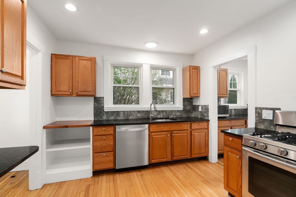 84-86 Webster St #86, Newton, MA Photo #11