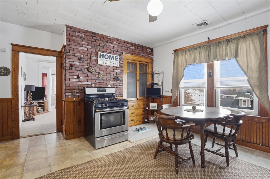 24 Ingleside Avenue, Worcester, MA Photo #24