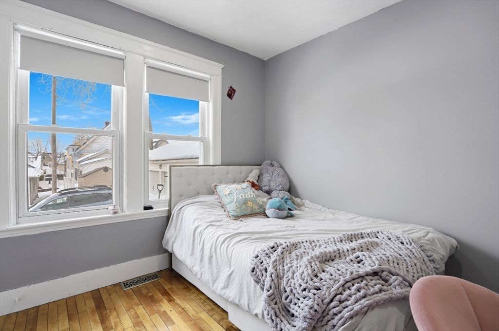 24 Ingleside Avenue, Worcester, MA Photo #21