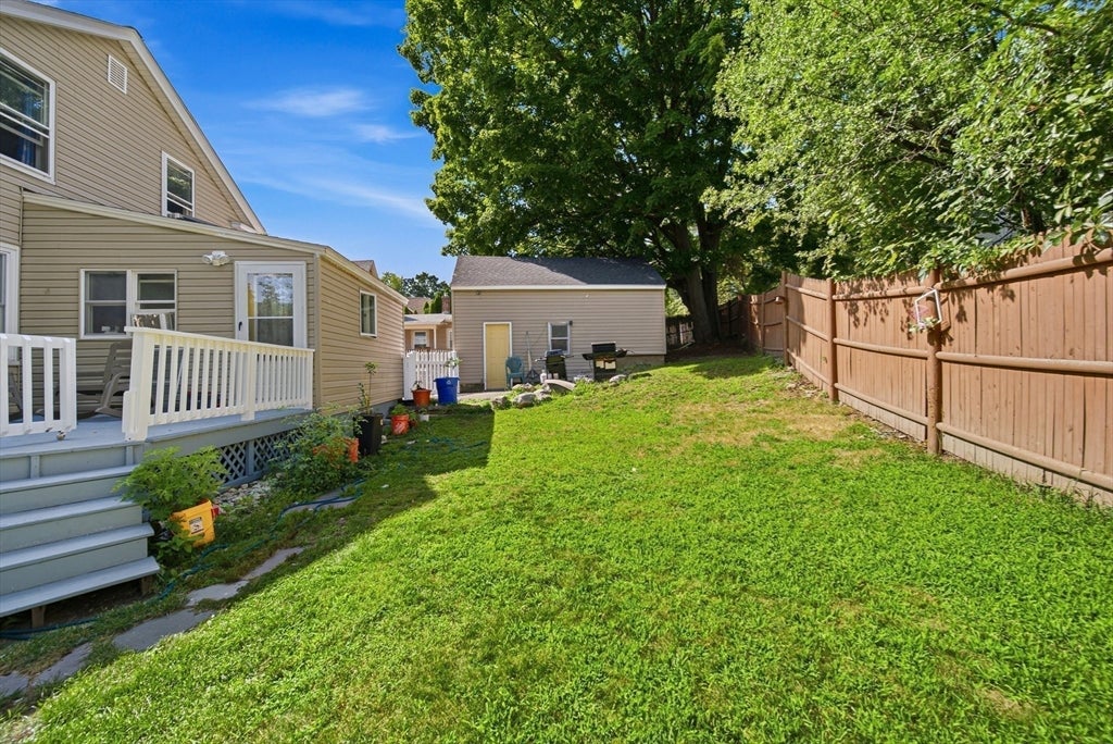3 Smith Ave, Methuen, MA Photo #31