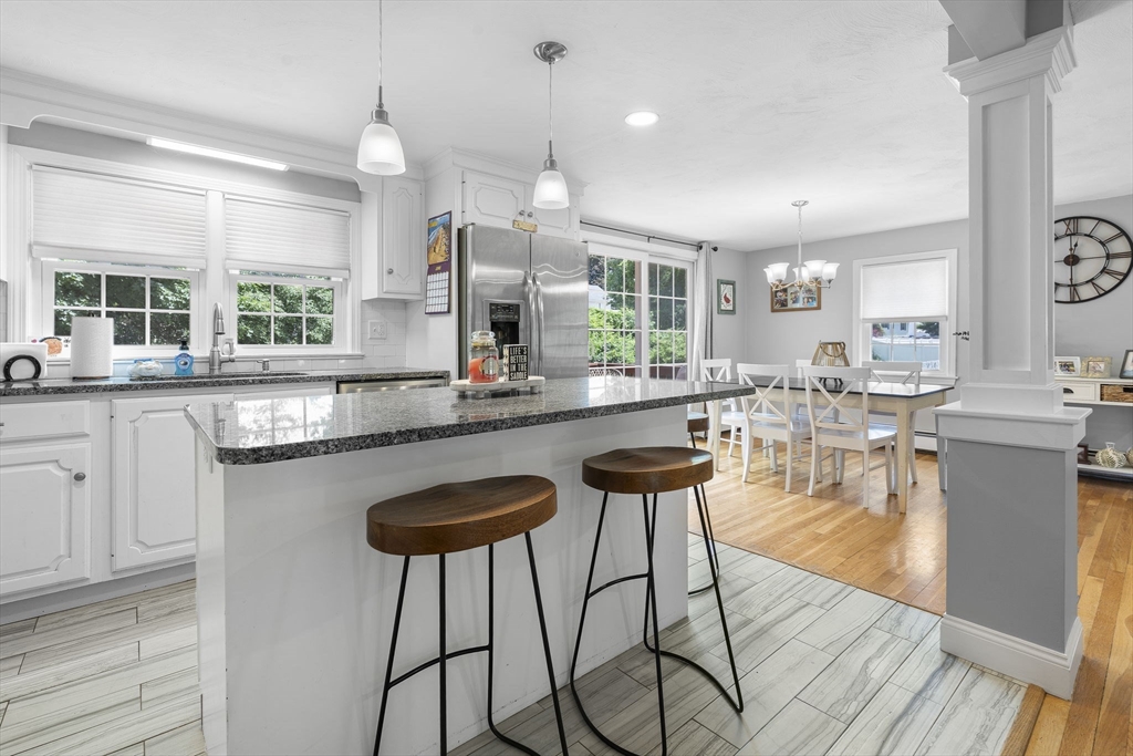 35 Oakmeadow Ln