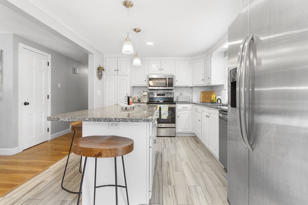 35 Oakmeadow Ln