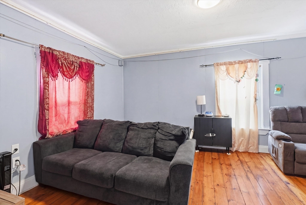52 Hamilton Ave, Lynn, MA Photo #14
