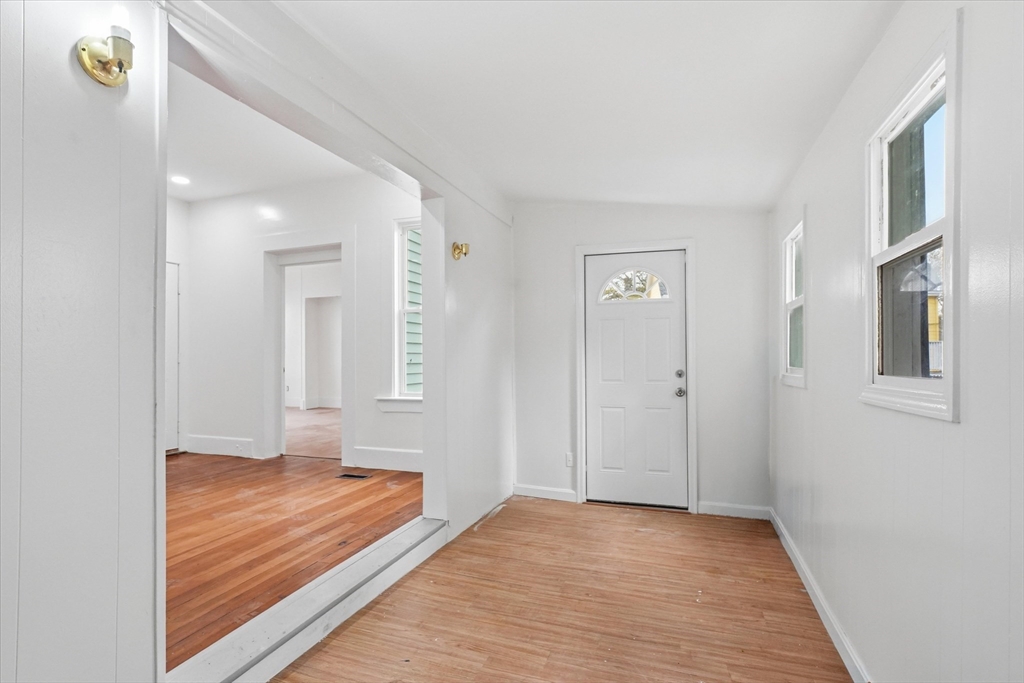 52 Hamilton Ave, Lynn, MA Photo #11