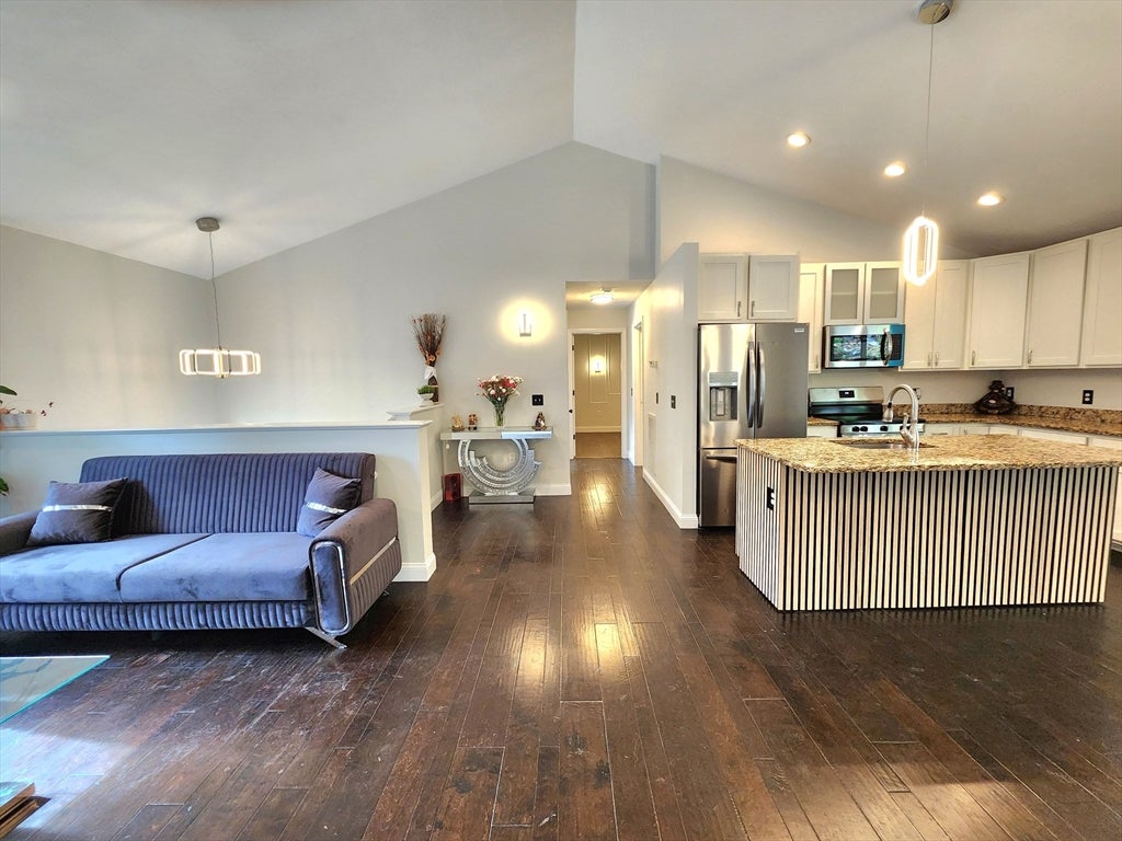 29 Buckley Rd, Worcester, MA, 29 Buckley Rd, Worcester, MA Photo #11