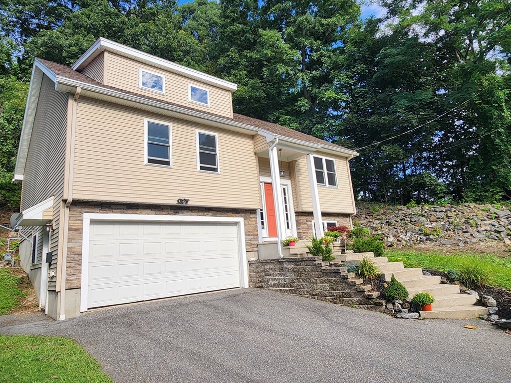 29 Buckley Rd, Worcester, MA, 29 Buckley Rd, Worcester, MA Photo #34