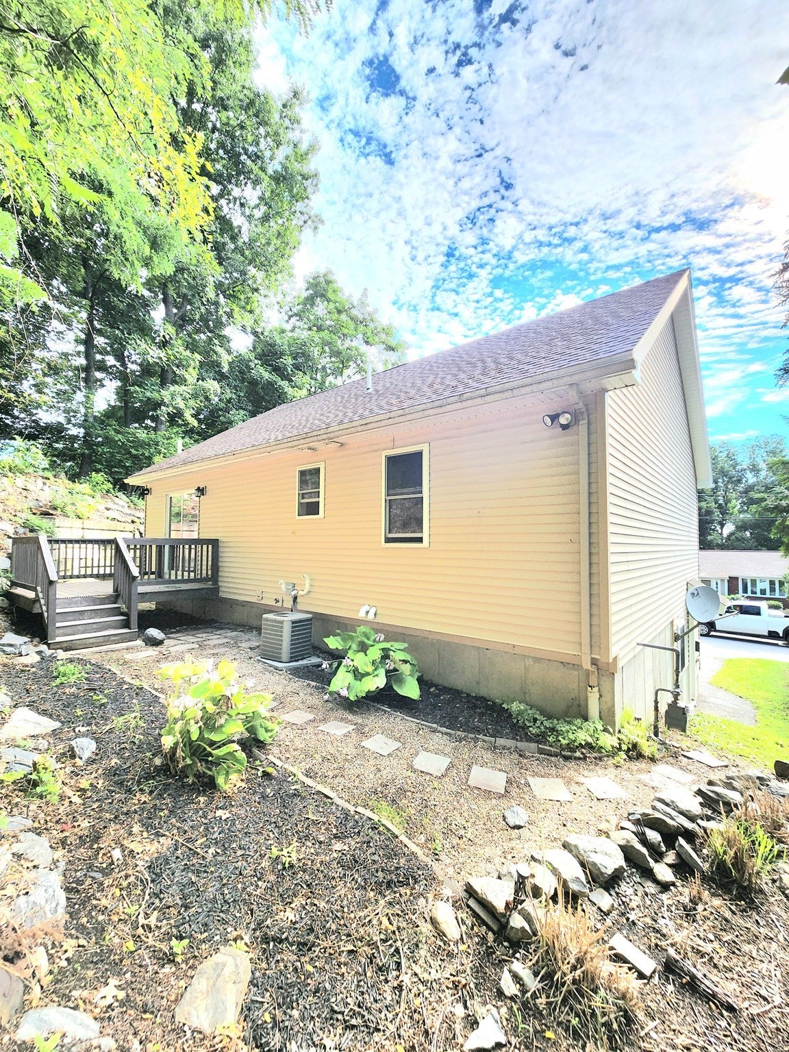 29 Buckley Rd, Worcester, MA, 29 Buckley Rd, Worcester, MA Photo #30