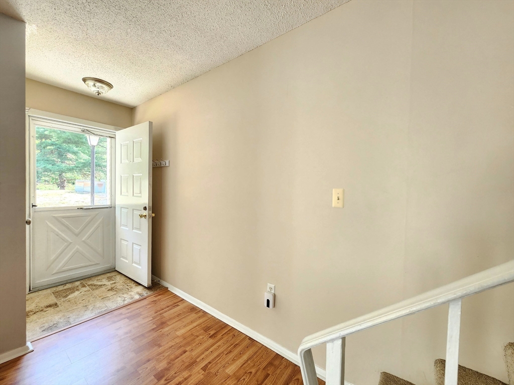 234 Edgebrook Dr 234