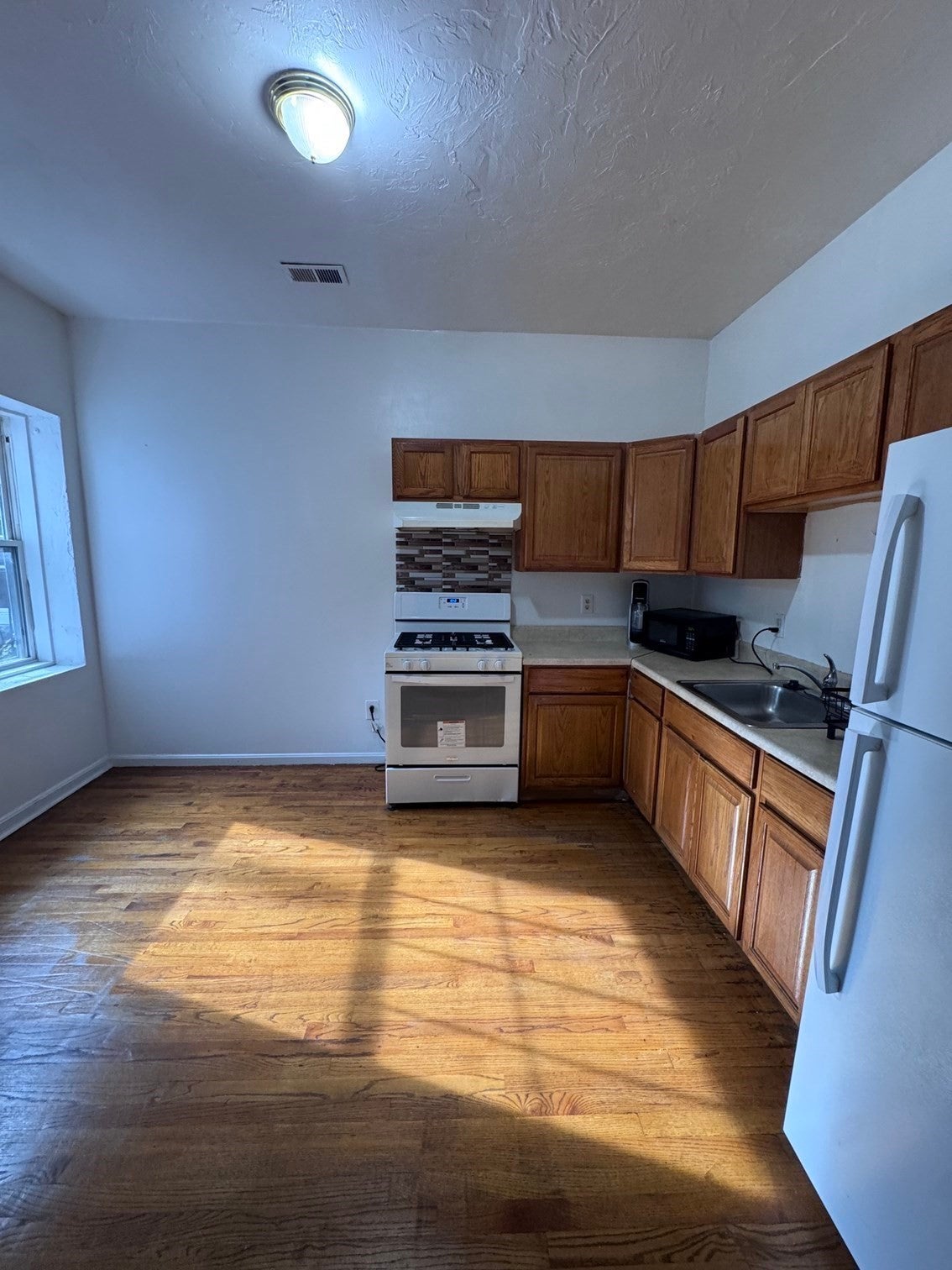 714 Shawmut Avenue #2, Boston, MA, 714 Shawmut Avenue #2, Boston, MA Photo #2