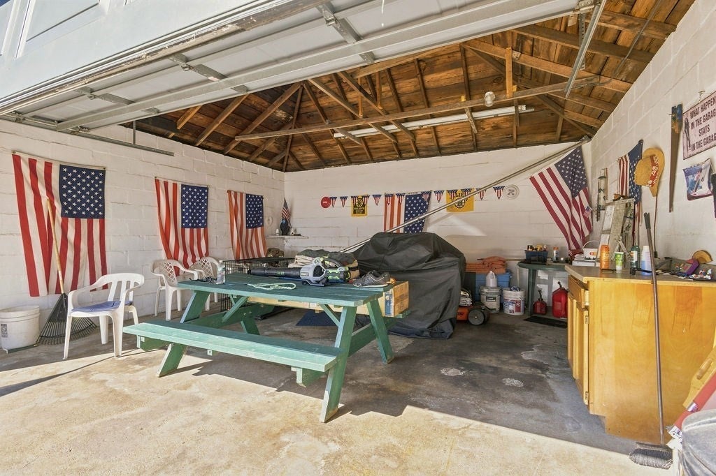 359-361 Brock Ave, New Bedford, MA Photo #37