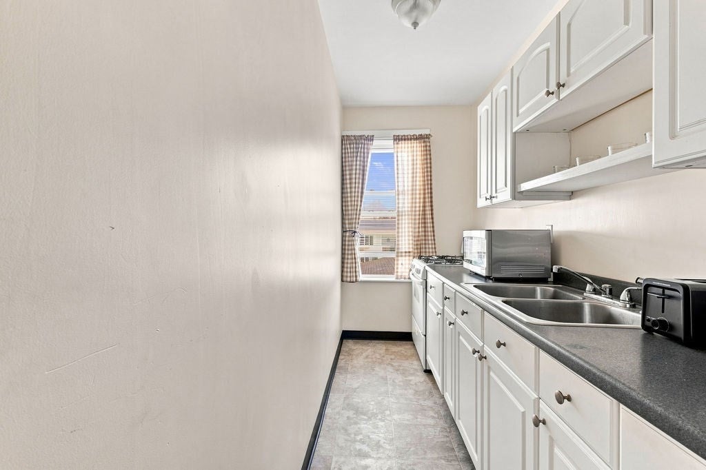 359-361 Brock Ave, New Bedford, MA Photo #23