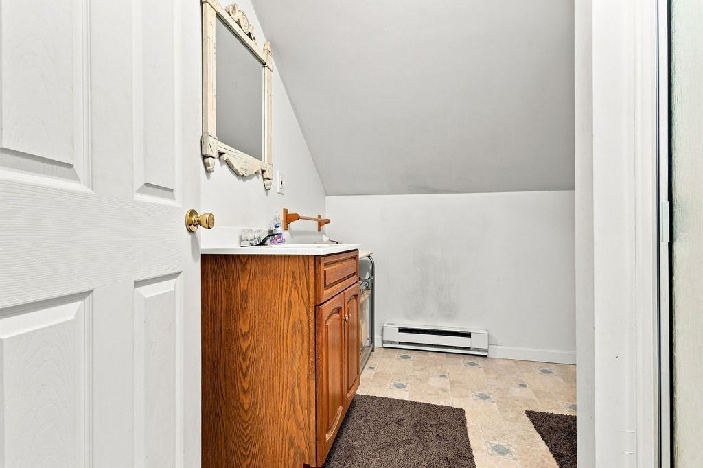 359-361 Brock Ave, New Bedford, MA Photo #32