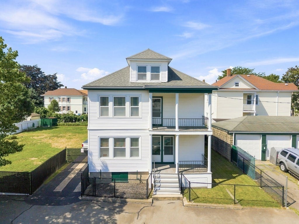 Photo of 359-361 Brock Ave, New Bedford, MA