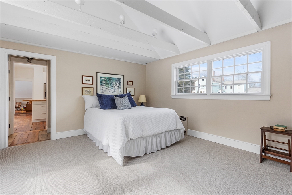 Natick, Massachusetts 01760, United States, 4 Bedrooms Bedrooms, ,3 BathroomsBathrooms,Residential,Pending,78969