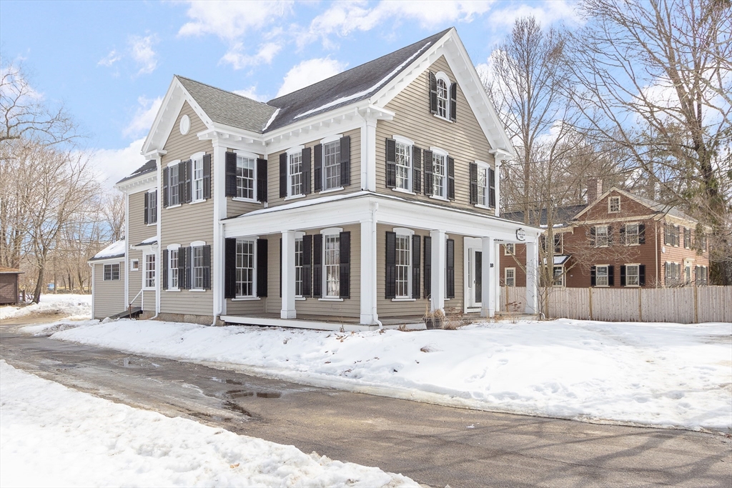 Natick, Massachusetts 01760, United States, 4 Bedrooms Bedrooms, ,3 BathroomsBathrooms,Residential,Pending,78969