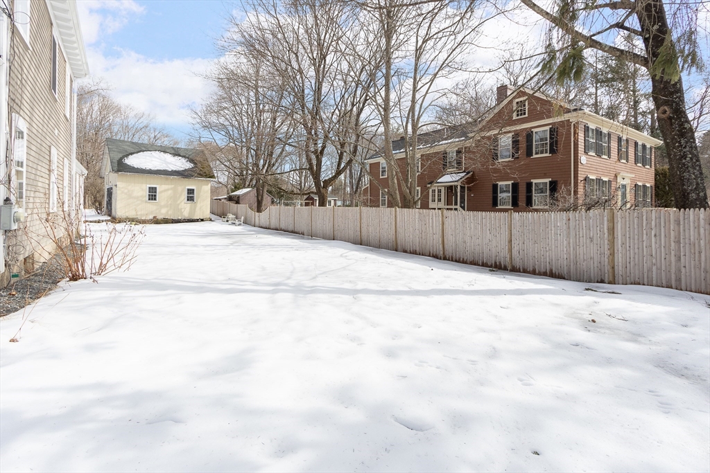 Natick, Massachusetts 01760, United States, 4 Bedrooms Bedrooms, ,3 BathroomsBathrooms,Residential,Pending,78969