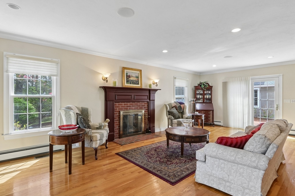 34 Broken Tree Rd, Medway, MA, 34 Broken Tree Rd, Medway, MA Photo #6