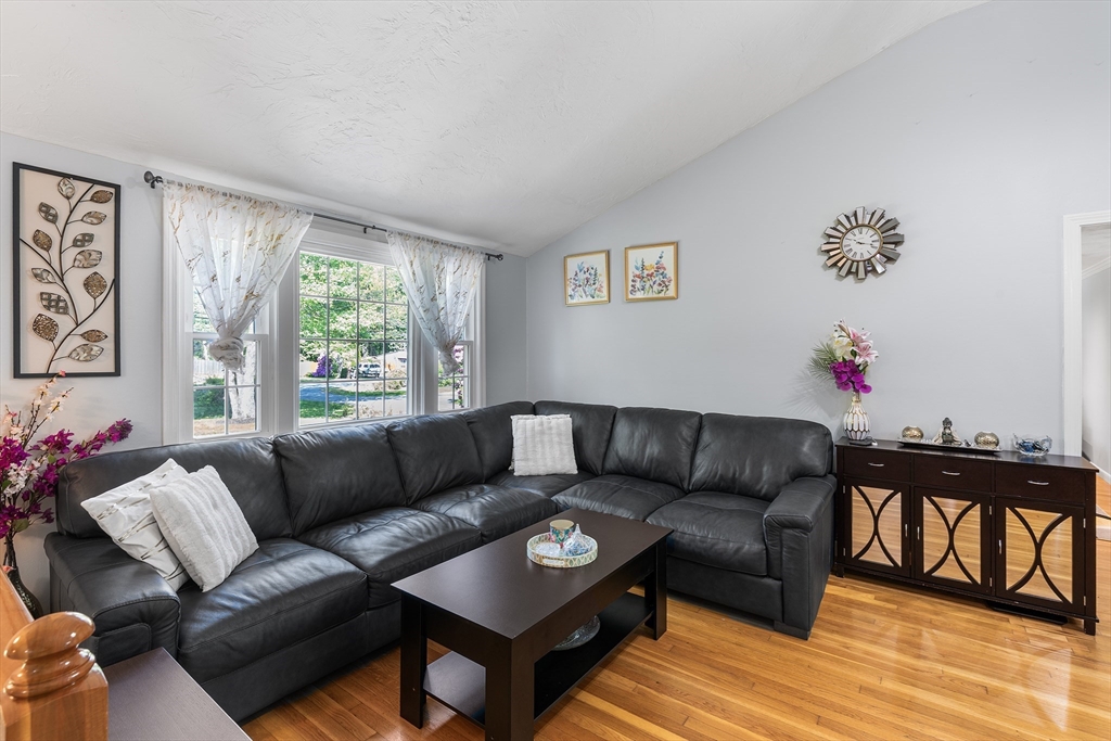 206 Cordaville Rd