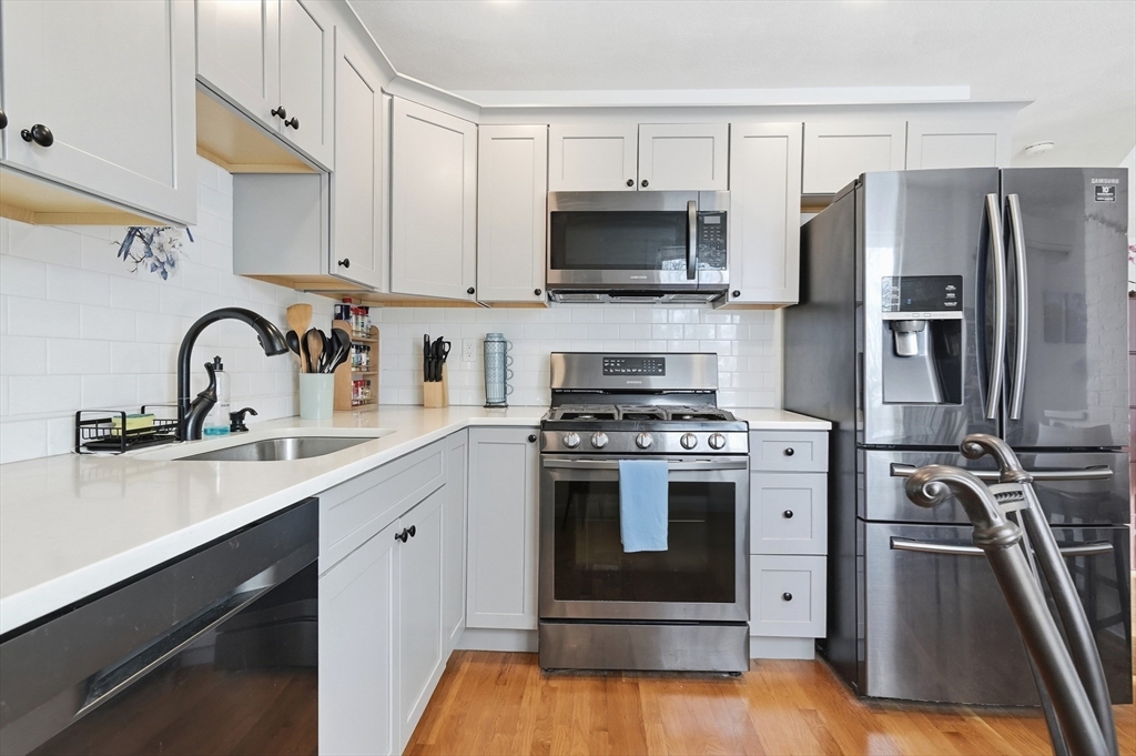 166 Franklin Street 1