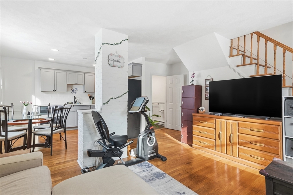 166 Franklin Street 1