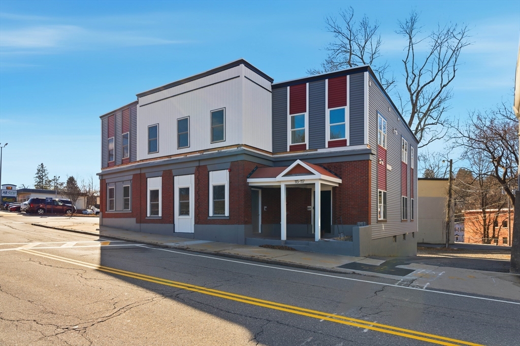 115-117 Mechanic St #3, Clinton, MA Photo #13