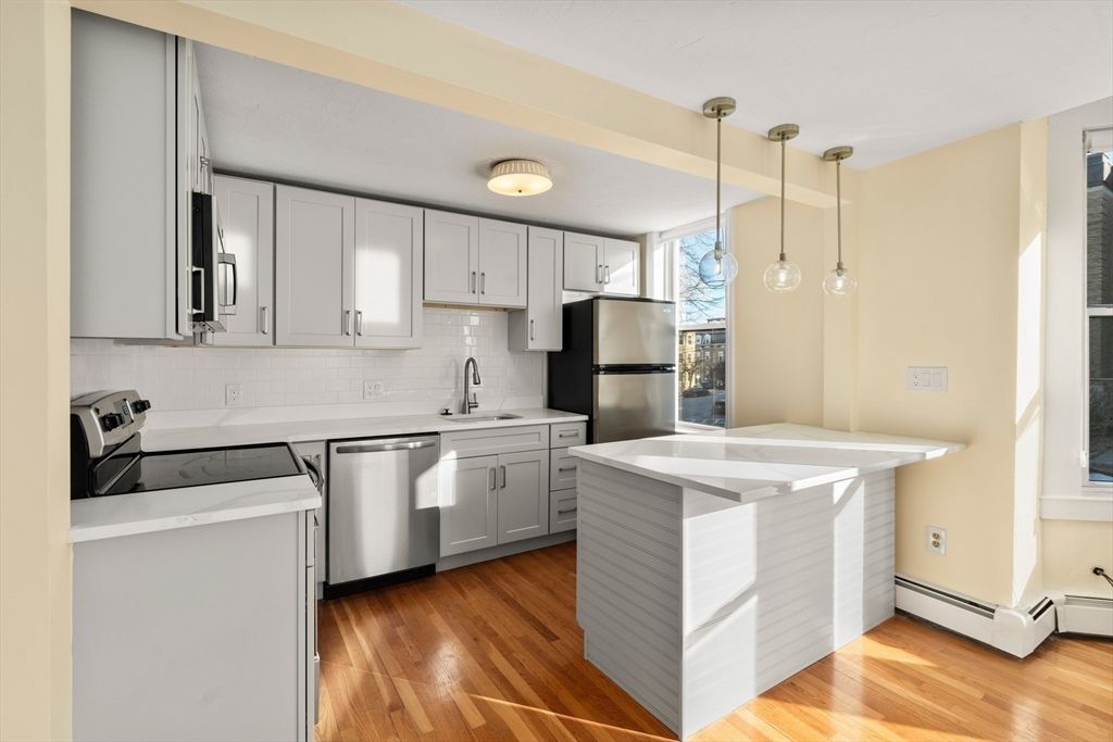 Photo of 7-9 Thomas Park #5, Boston, MA 02127 (MLS # 73477945)