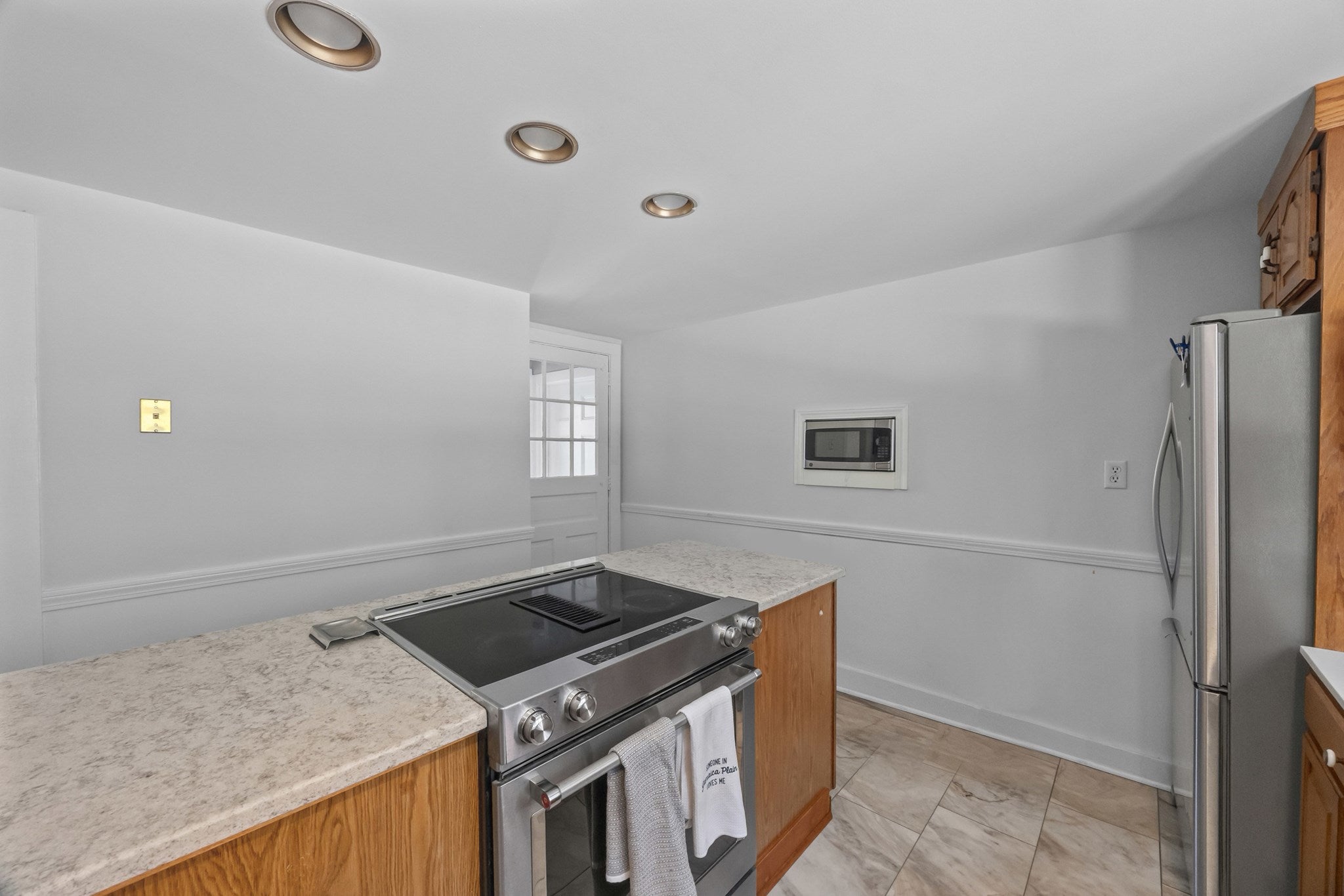 12 Gates Rd, Shrewsbury, MA, 12 Gates Rd, Shrewsbury, MA Photo #18