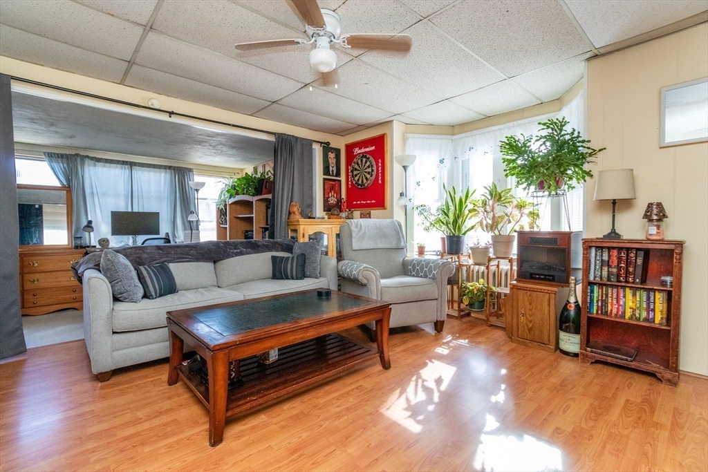 38 James St, Attleboro, MA Photo #19