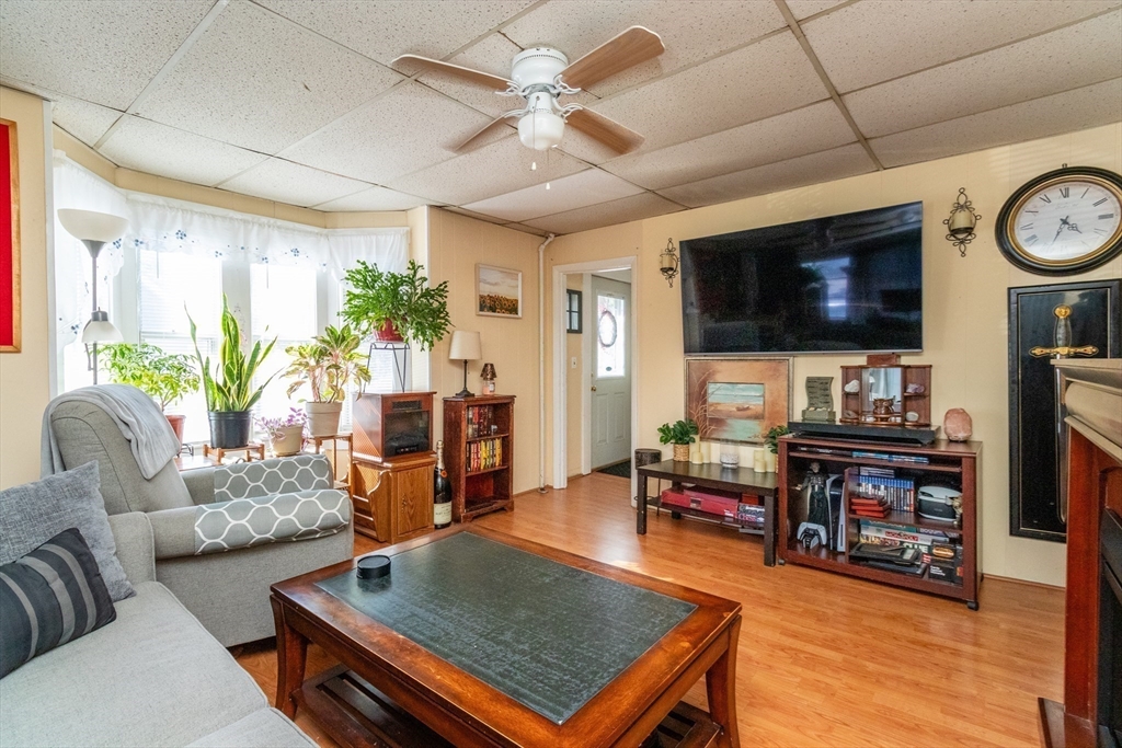 38 James St, Attleboro, MA Photo #18