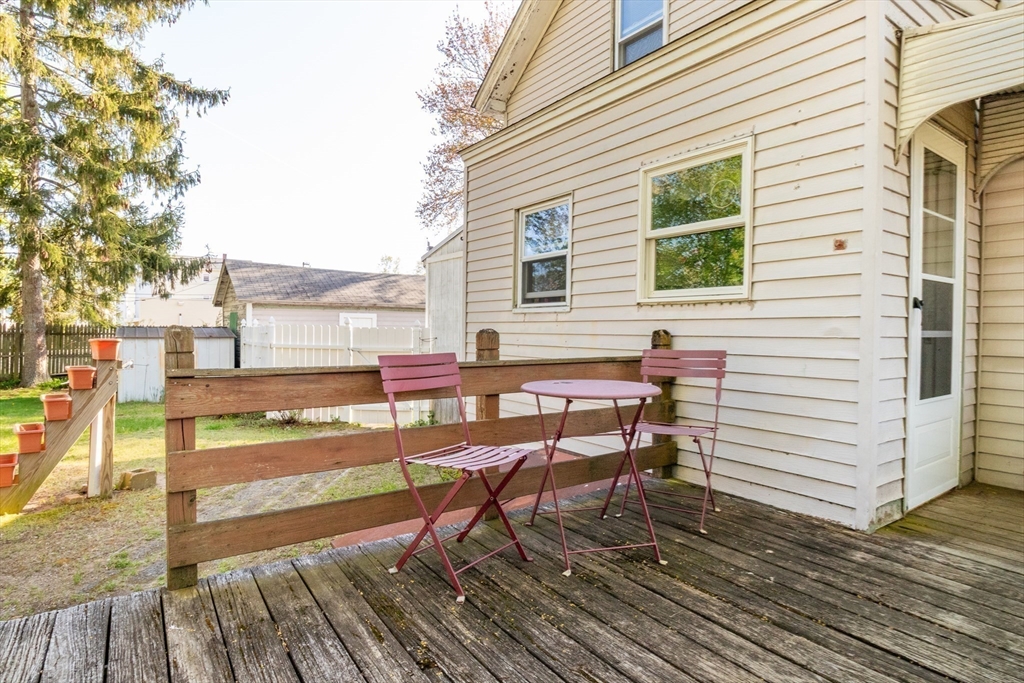 38 James St, Attleboro, MA Photo #8
