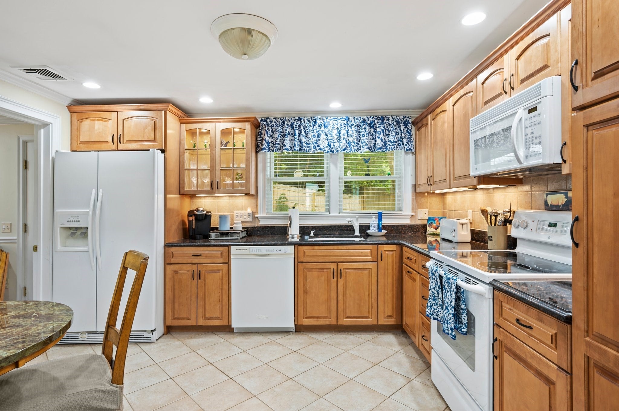 79 Brookville Ave, Brockton, MA Photo #8