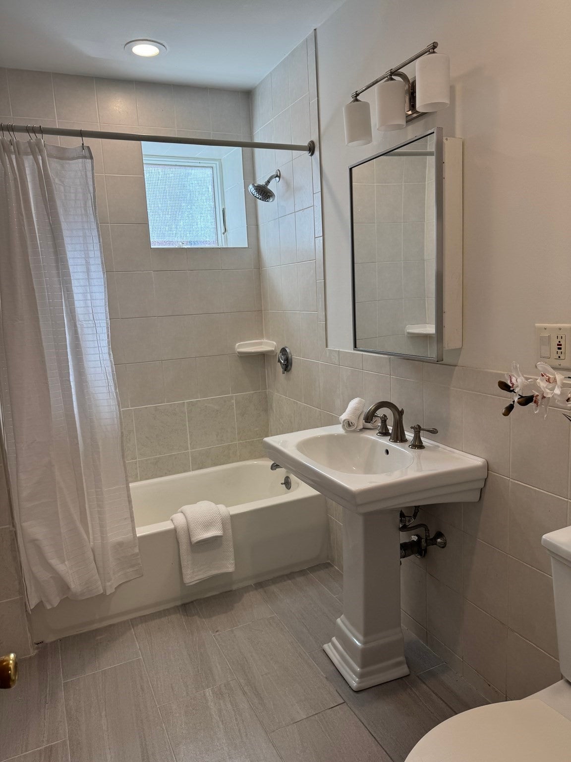 12 Kilsyth Road #2, Brookline, MA, 12 Kilsyth Road #2, Brookline, MA Photo #7