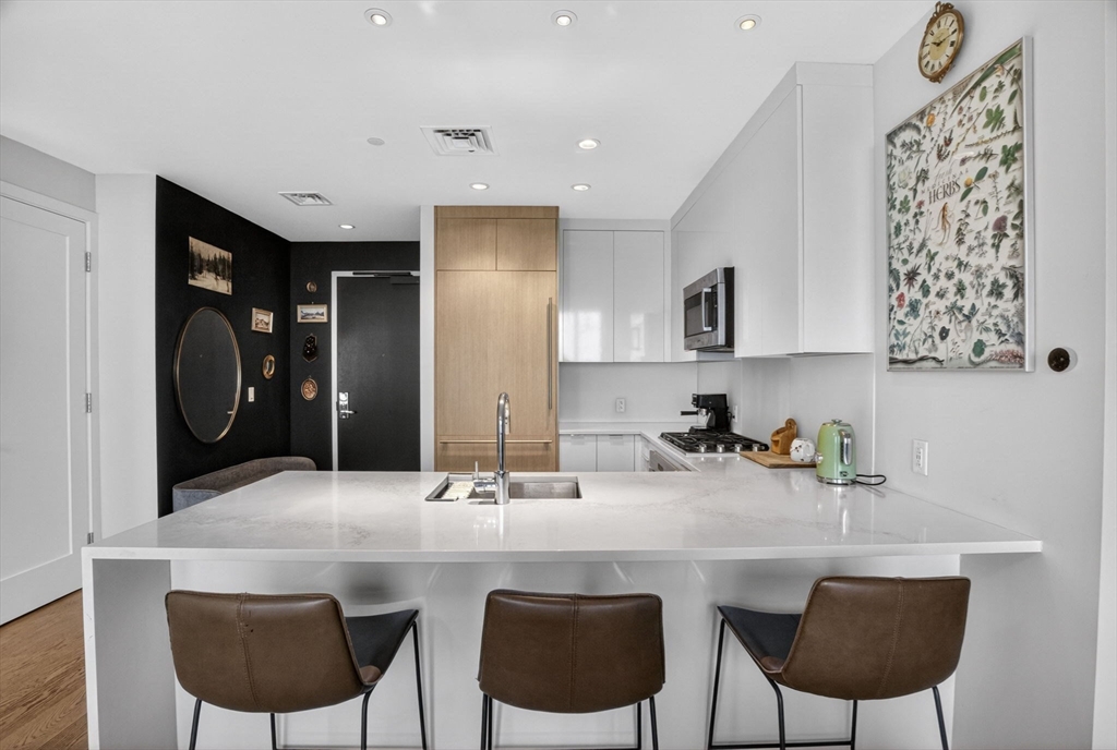 188 Brookline Ave 19B