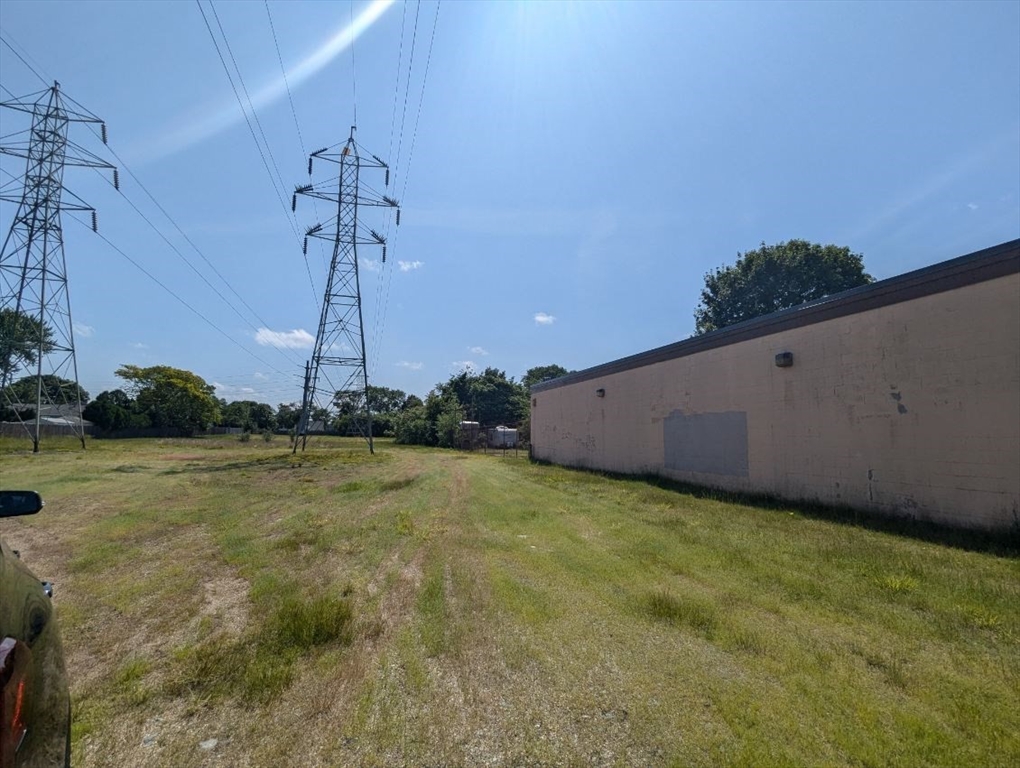 21 Pommenville St