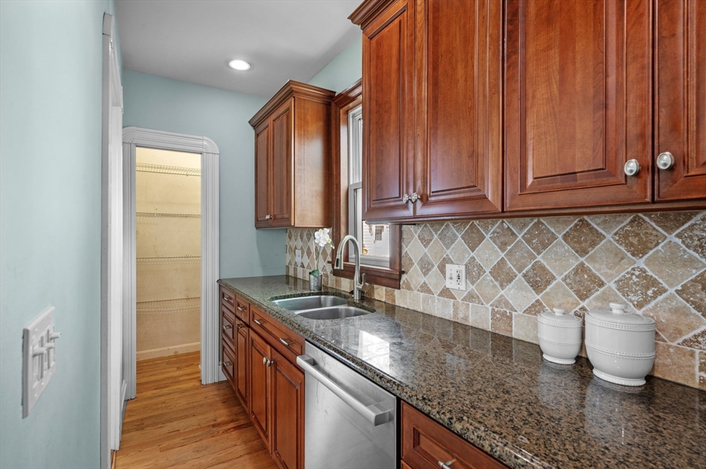 2 Ellis Terrace, Swampscott, MA Photo #19