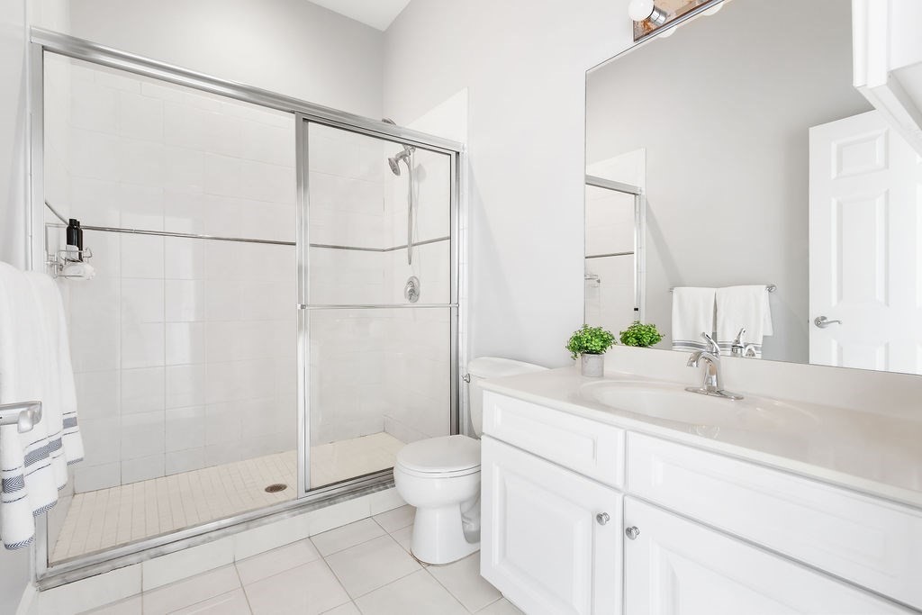 Quincy, Massachusetts 02169, United States, 2 Bedrooms Bedrooms, ,2 BathroomsBathrooms,Residential,Pending,130265