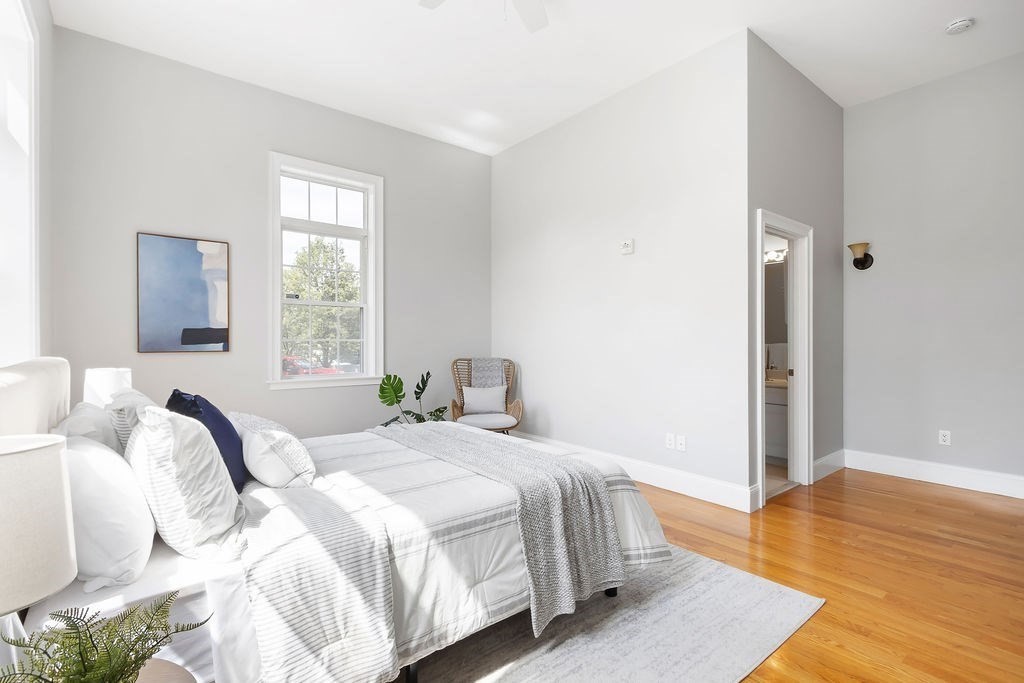 Quincy, Massachusetts 02169, United States, 2 Bedrooms Bedrooms, ,2 BathroomsBathrooms,Residential,Pending,130265