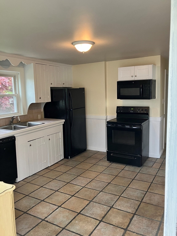 16 Newhill Rd, Methuen, MA Photo #2