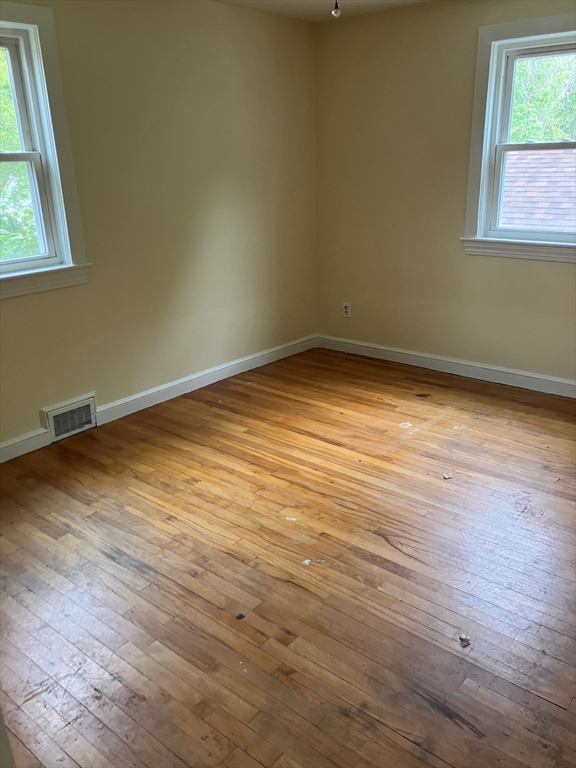 16 Newhill Rd, Methuen, MA Photo #4