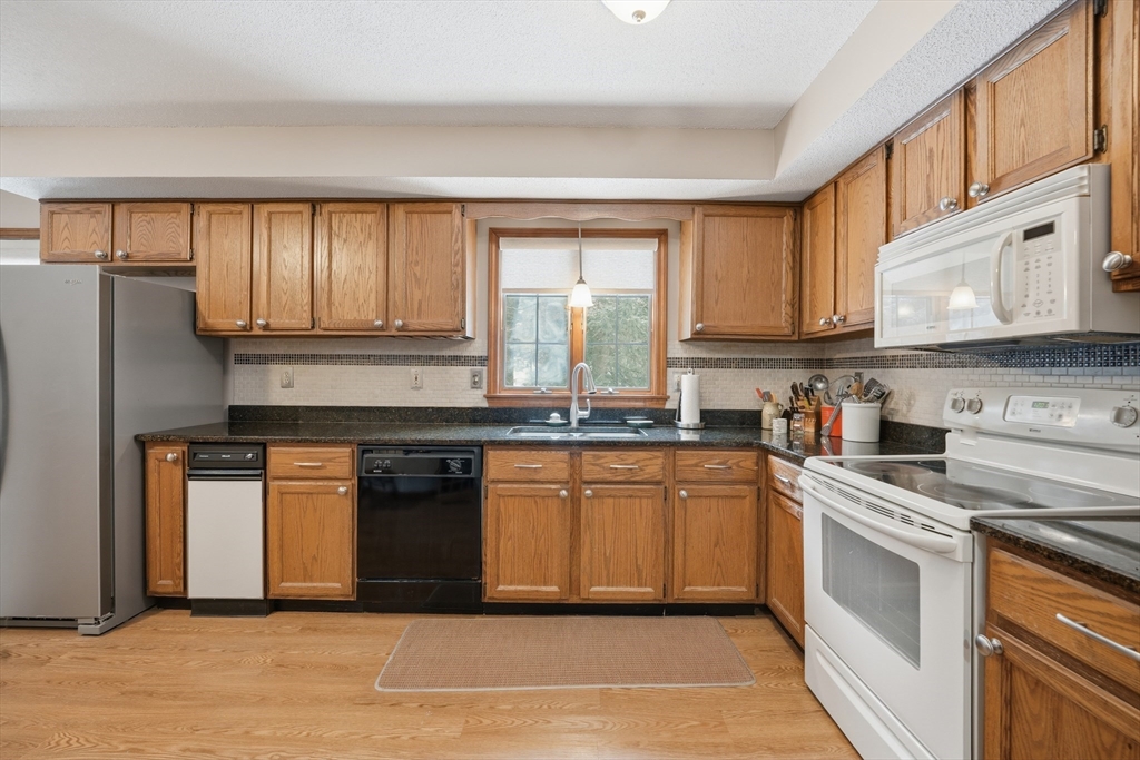 419 Southwick Rd P66