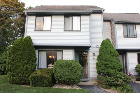 Photo of 21 Chestnut Cir #21, Brewster, MA 02631 (MLS # 73523534)