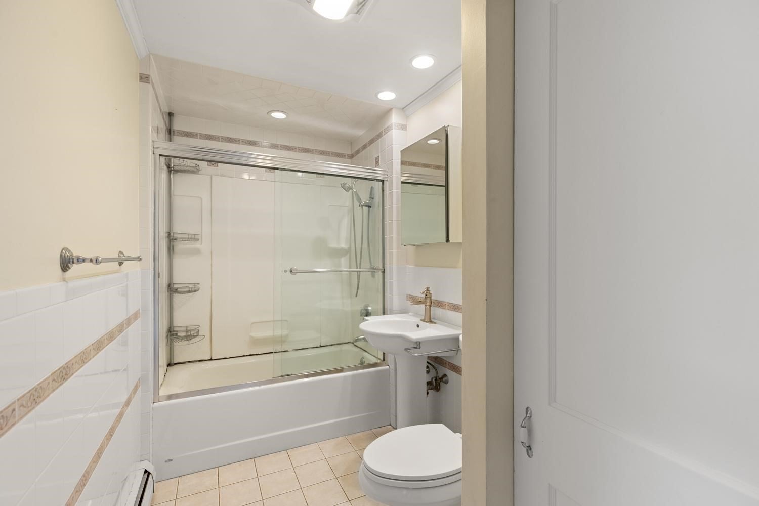 223 Linwood St, Lynn, MA, 223 Linwood St, Lynn, MA Photo #18