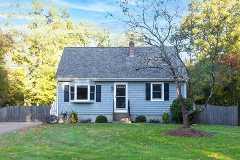 61 Suffolk St Whitman MA 02382