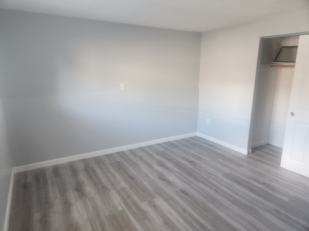 176 Maple Avenue 2-01